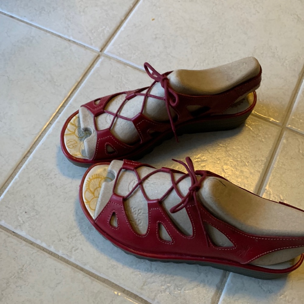 EUC FLY LONDON red sandals - Picture 4 of 6